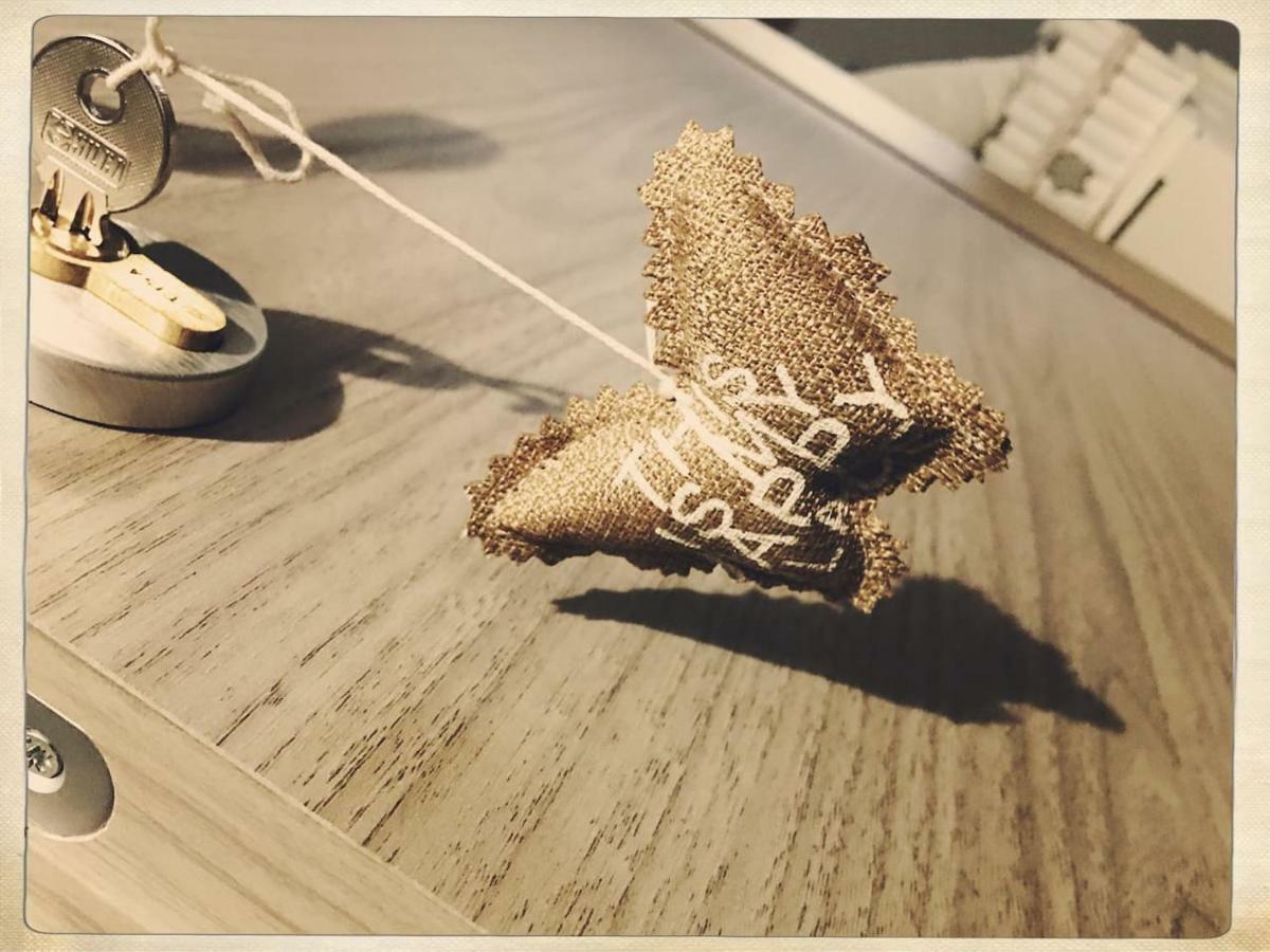 The Hive Stefy'S Apartment Iglesias Bagian luar foto