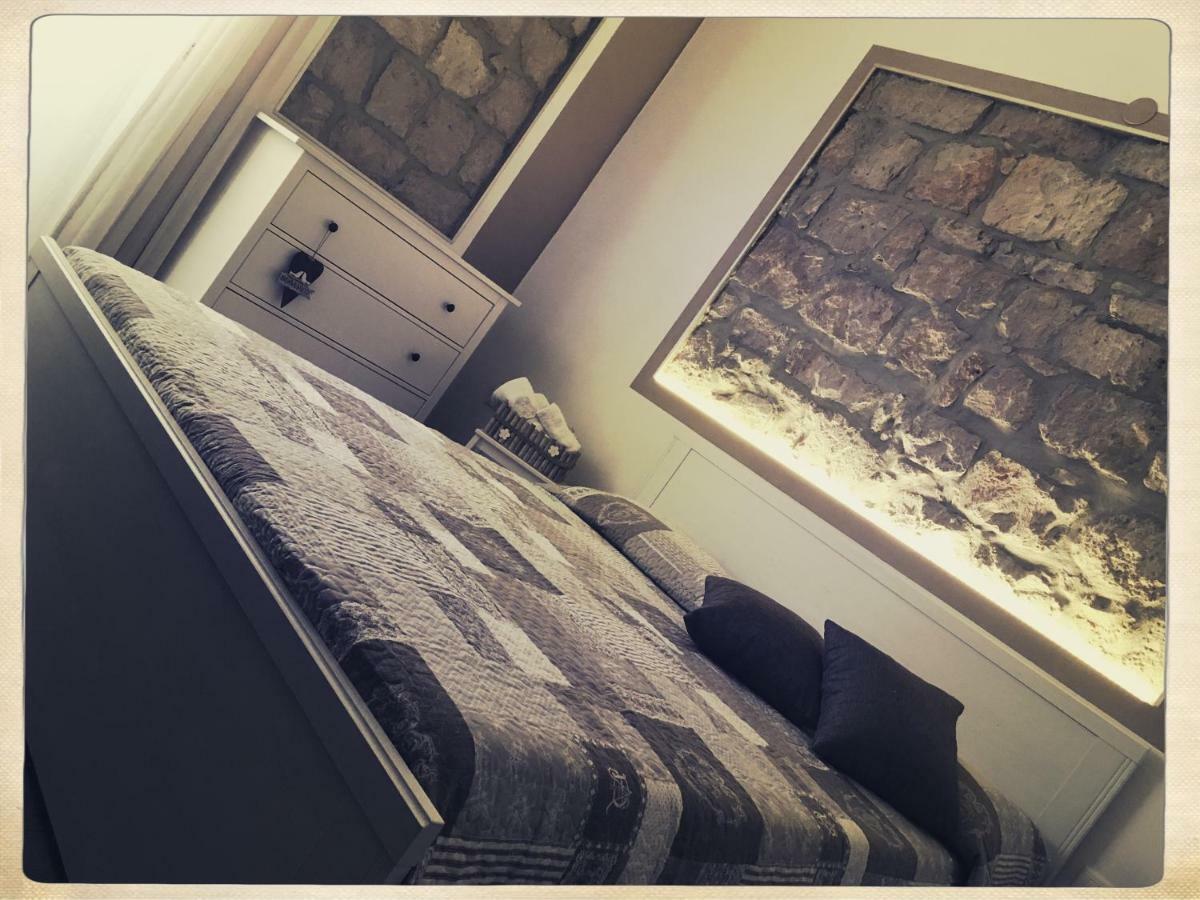 The Hive Stefy'S Apartment Iglesias Bagian luar foto